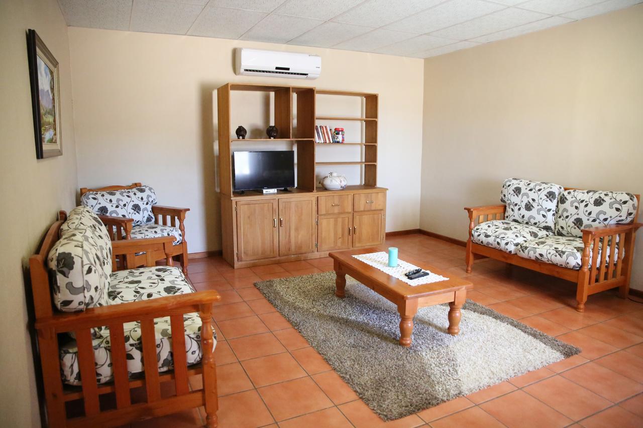 Augrabies De Oude Stoor Guesthouse Екстериор снимка