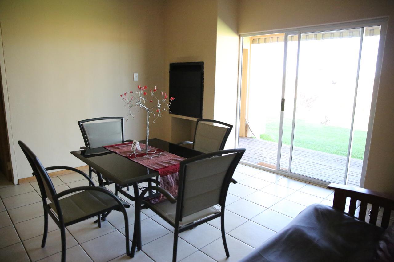 Augrabies De Oude Stoor Guesthouse Екстериор снимка