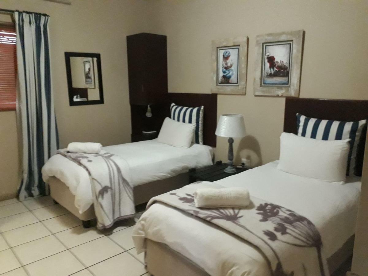 Augrabies De Oude Stoor Guesthouse Екстериор снимка