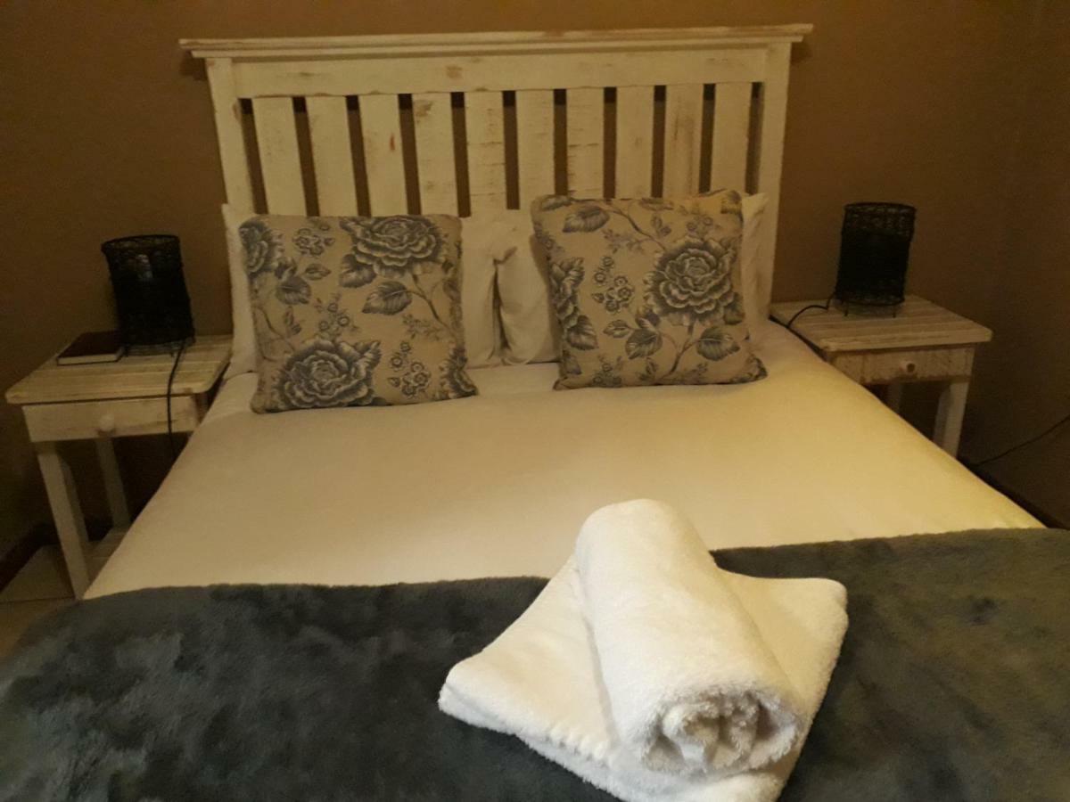Augrabies De Oude Stoor Guesthouse Екстериор снимка