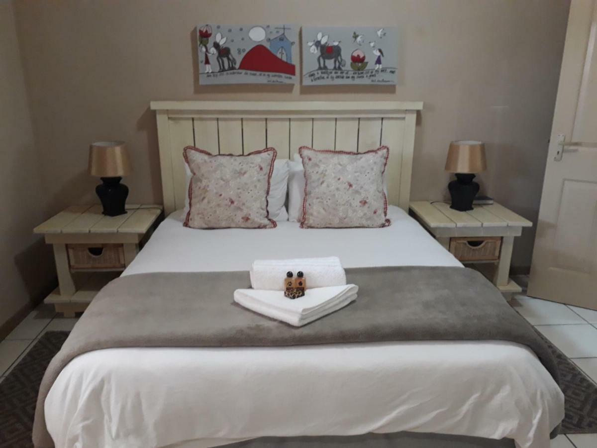 Augrabies De Oude Stoor Guesthouse Екстериор снимка